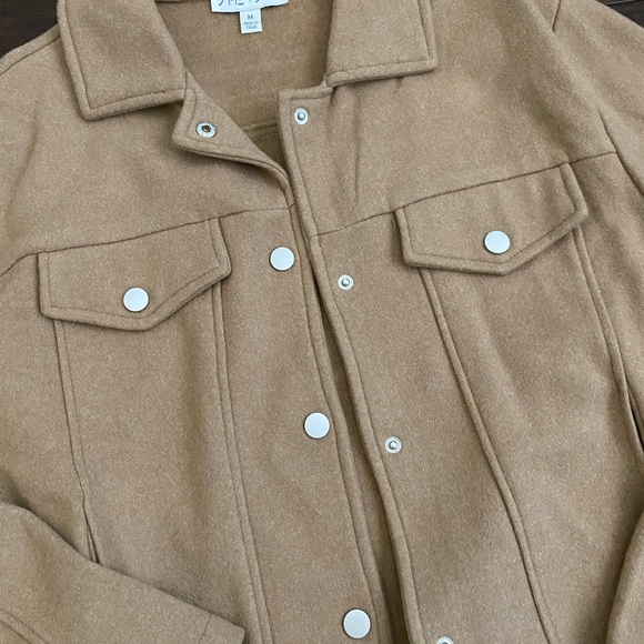 Tan Shacket - Picture 4 of 6